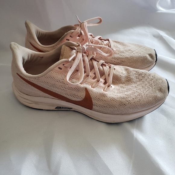 Nike Zoom Pegasus 36 Running Shoes Sneakers Rose Gold Pink Womens Size 9 - Picture 4 of 10